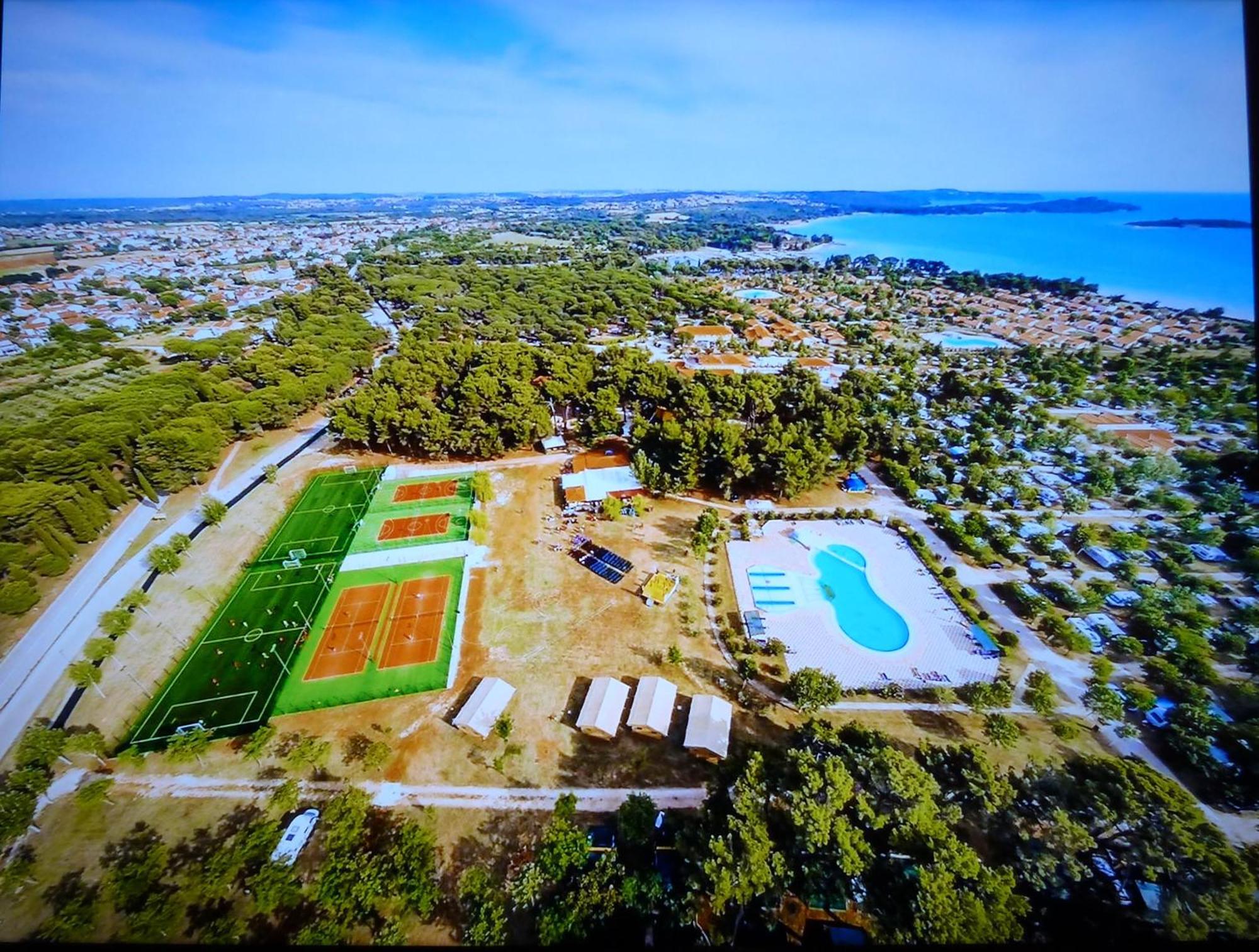 פאז'אנה Plamar Mobile Homes Bi Village מראה חיצוני תמונה