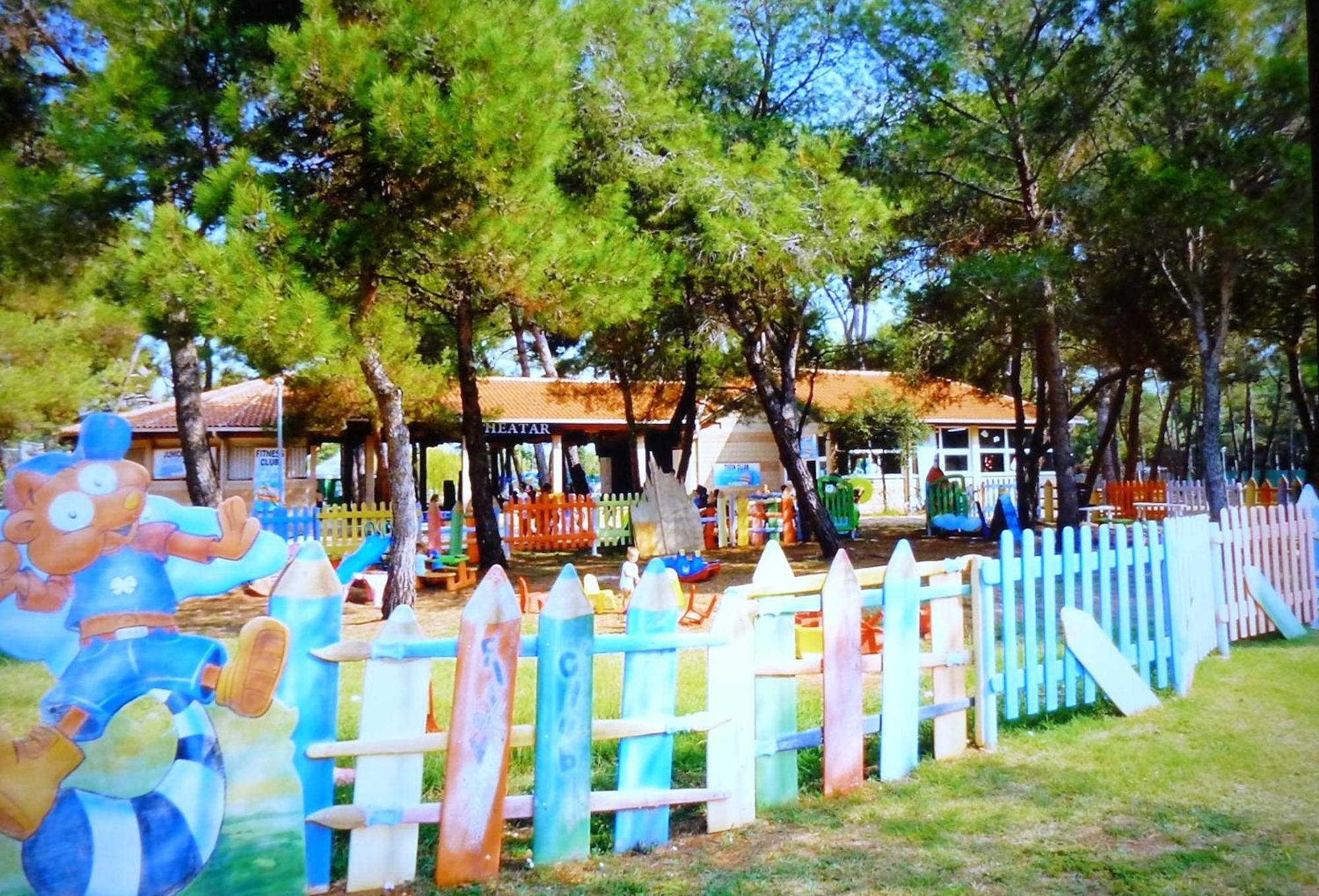 פאז'אנה Plamar Mobile Homes Bi Village מראה חיצוני תמונה